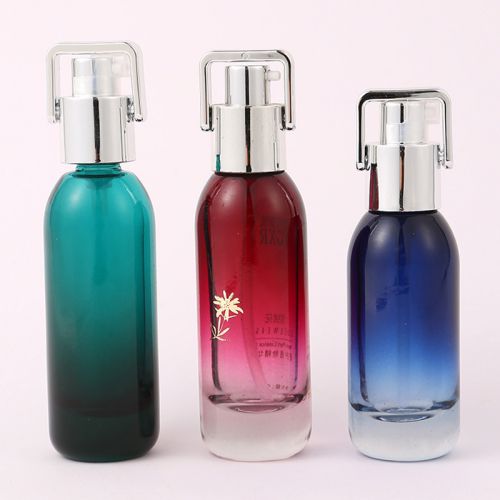 Glasflasche für Körperlotion mit Blumenmotiven